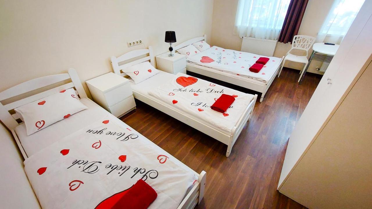 Happy Hotel Riga Ngoại thất bức ảnh